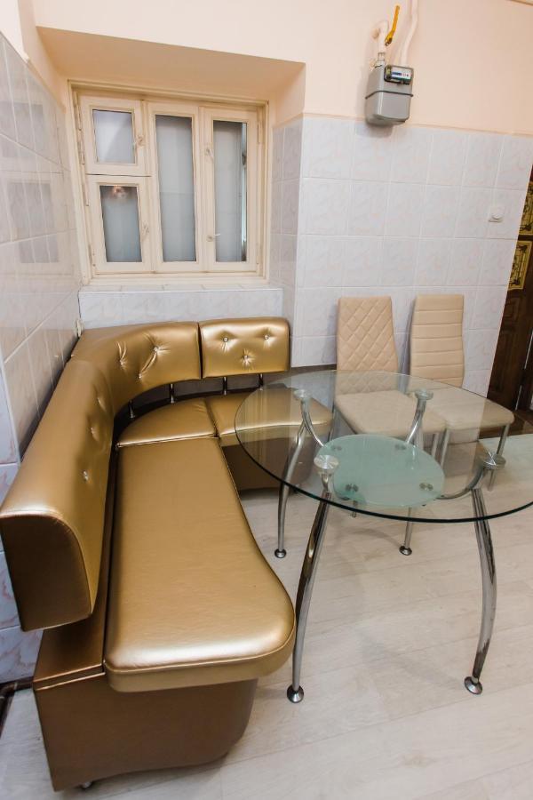 Mary Apartment ลวีฟ ภายนอก รูปภาพ
